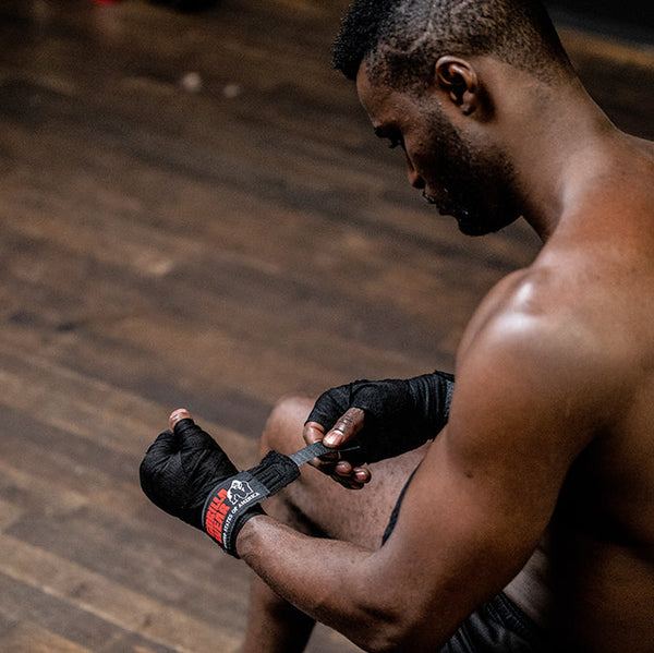 Gorilla Wear Boxing Hand Wraps Black 2,5 m – boxningslinda som lindas runt handen