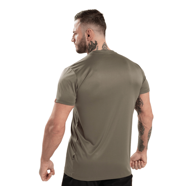 Gorilla Wear Classic Training T-Shirt Army Green – på modell bakifrån