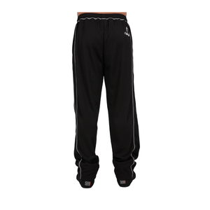 Gorilla Wear Marlow Mesh Pants Black/Grey – meshbyxor på modell bakifrån