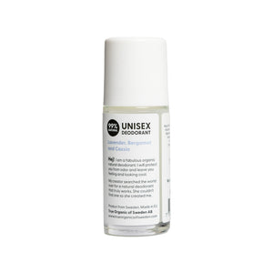 True Organic Naturlig Deodorant Undercover Agen – baksida av True Organic Undercover Agent Lavender Bergamot Cassia deodorant