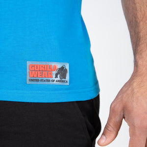 Gorilla Wear Classic Tank Top Blue – närbild av nederkant och varumärkesmärke