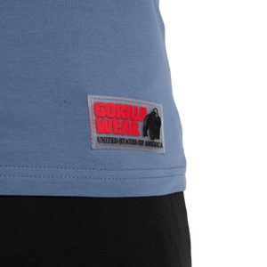 Gorilla Wear Classic Tank Top Coronet Blue – närbild av nederkant och varumärkesmärke