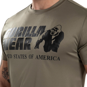 Gorilla Wear Classic Training T-Shirt Army Green – närbild av brösttryck
