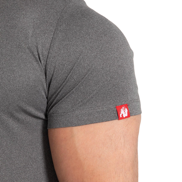 Gorilla Wear Classic Training T-Shirt Grey Melange – närbild av ärm och varumärkesmärke