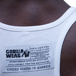 Gorilla Wear Classic Tank Top White – närbild av ryggmärke