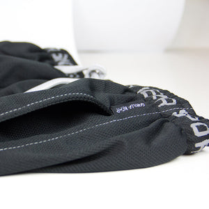 Gorilla Wear Logo Mesh Pants Black – närbild av meshmaterial och midja