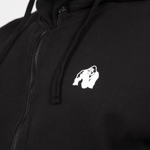 Gorilla Wear Leon Zipped Hoodie Black – närbild av bröstlogotyp