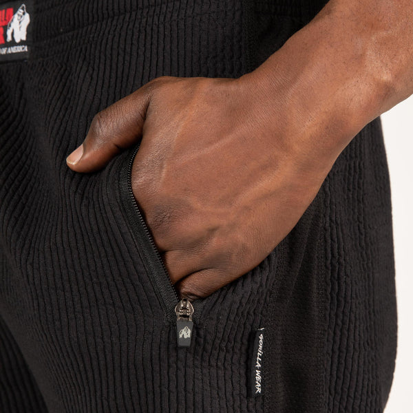 Gorilla Wear Augustine Old School Shorts Black/Red – närbild av ficka och dragkedja