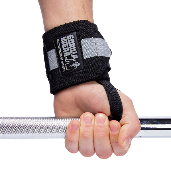 Gorilla Wear Wrist Wraps Ultra Black/Grey – wrist wrap i användning med skivstång