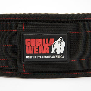 Gorilla Wear 4 Inch Nylon Belt Black/Red – närbild av logotyp
