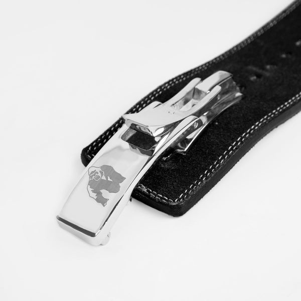 Gorilla Wear 4 Inch Powerlifting Lever Belt Black – närbild av låsmekanism
