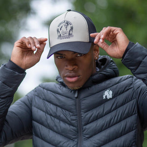 Gorilla Wear Buckley Cap black/beige – keps på modell framifrån