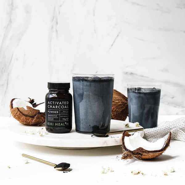 Kiki Health Activated Charcoal 50 kapslar – med dryck och kokos