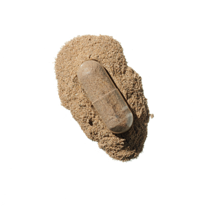 Kiki Health Immunity Blend 60 kapslar – Immunity Blend-kapsel ovanpå pulver
