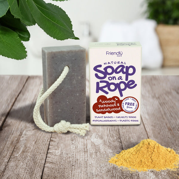 Friendly Soap Reptvål Patchouli & Sandalwood 125 g – miljöbild