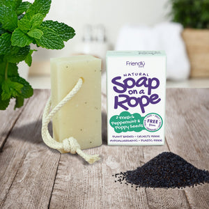 Friendly Soap Reptvål Peppermint & Poppy Seeds 125 g – miljöbild