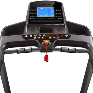 Master Fitness T25 Zwift – närbild av löpbandets display och handtag